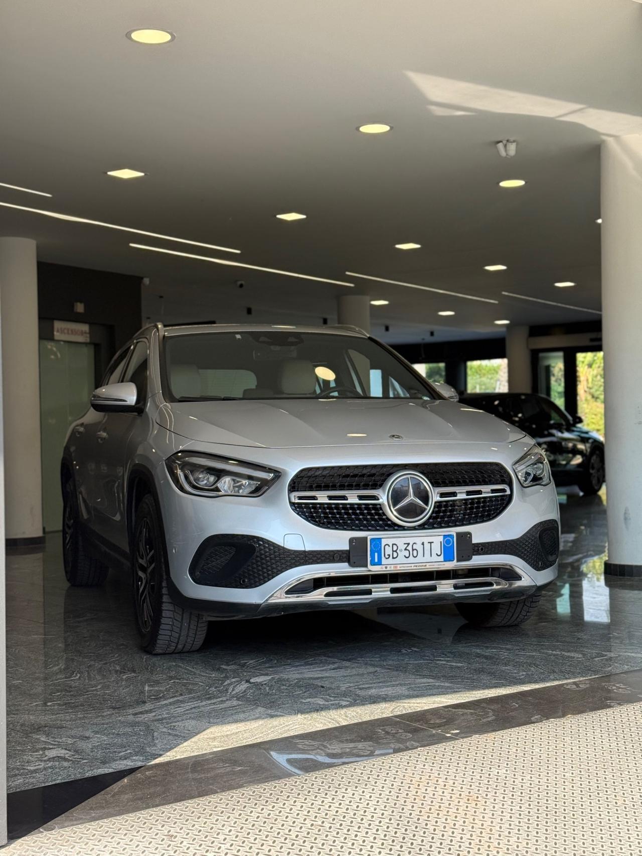 Mercedes-benz GLA 200 d Automatic 4Matic Sport Plus
