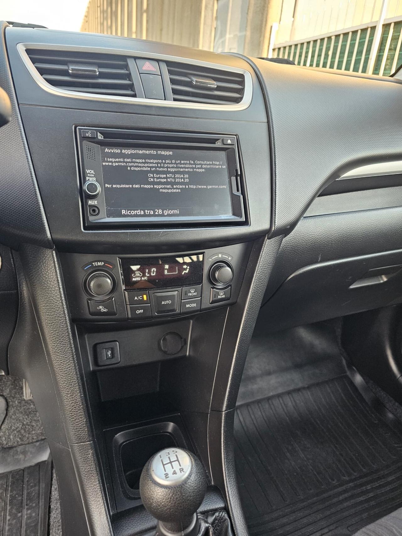 Suzuki Swift 1.2 benzina