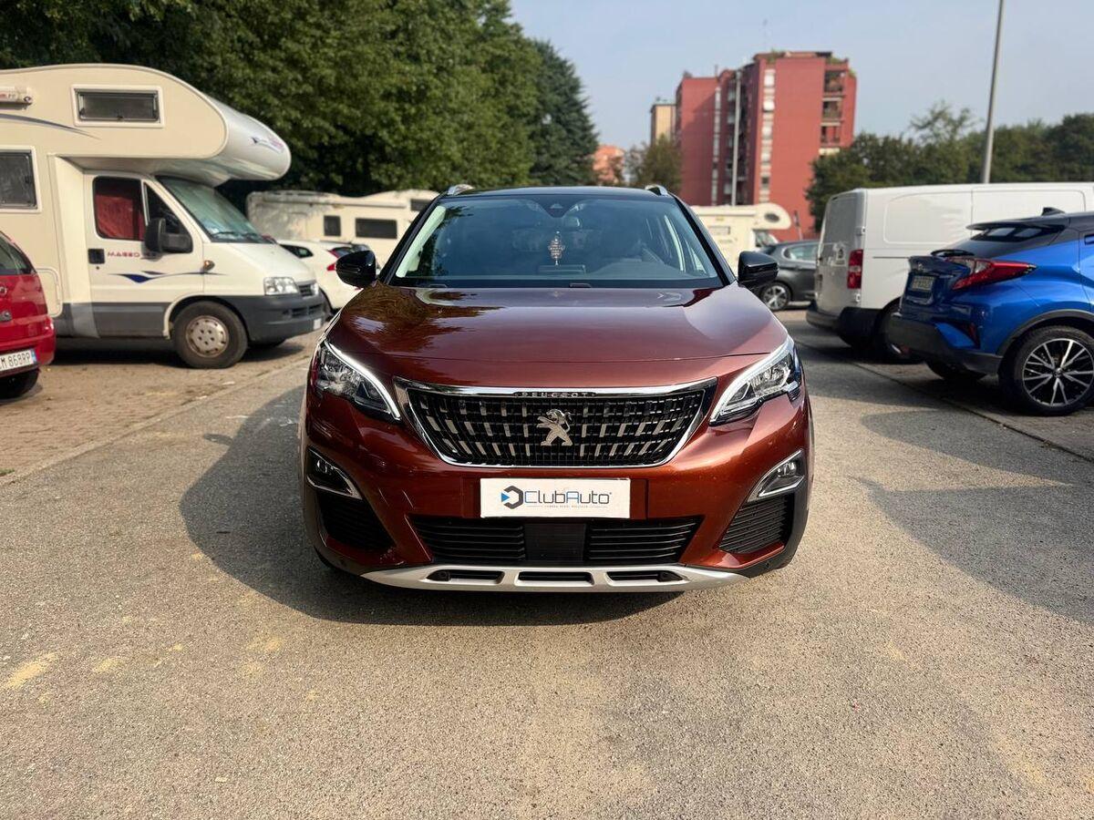 Peugeot 3008 1.2 pt t Active s&s 130cv