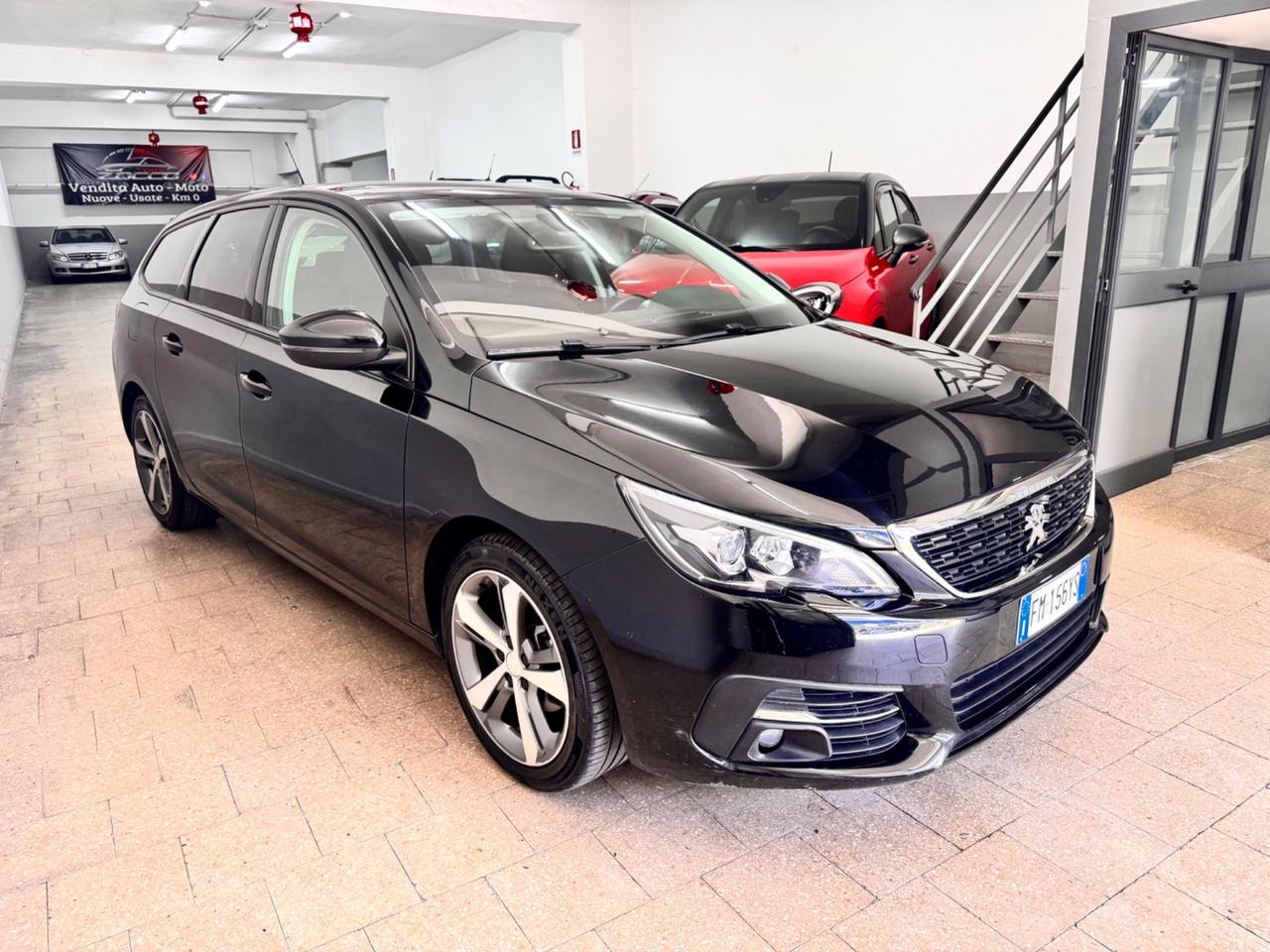 Peugeot 308 1.6 HDi 120 Cv Sw Allure - 12/2017