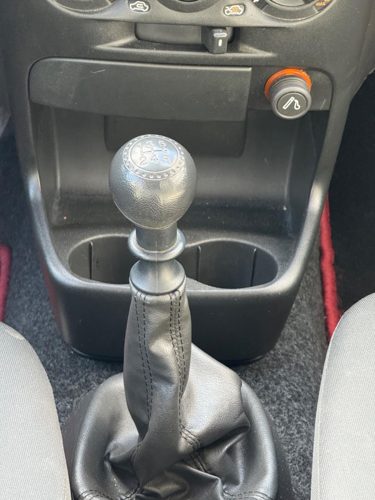 Fiat Punto Classic 1.2 5 -GPL 2031- NEOPATENTATI