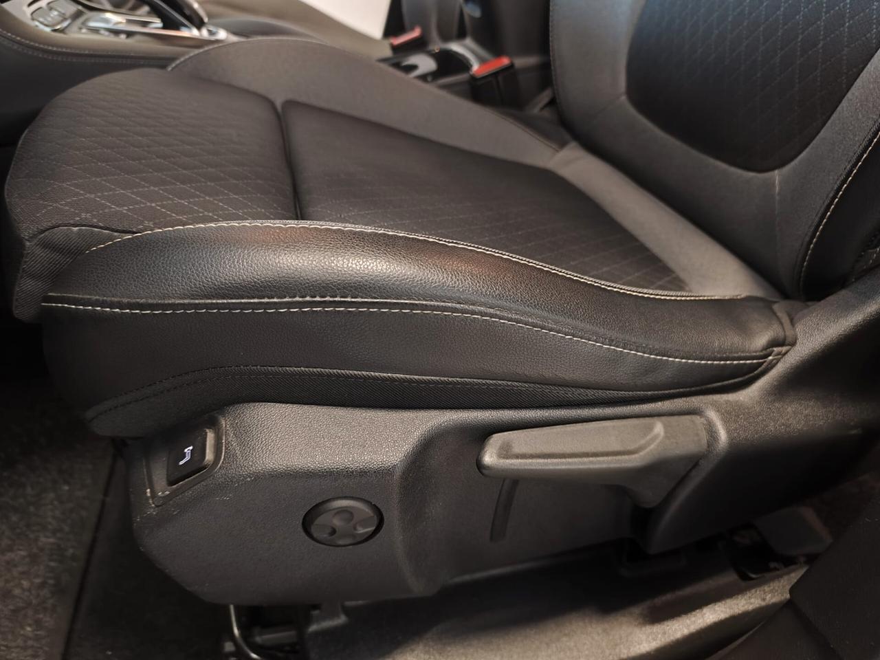 Opel Grandland 1.5 diesel Ecotec aut. Business Elegance