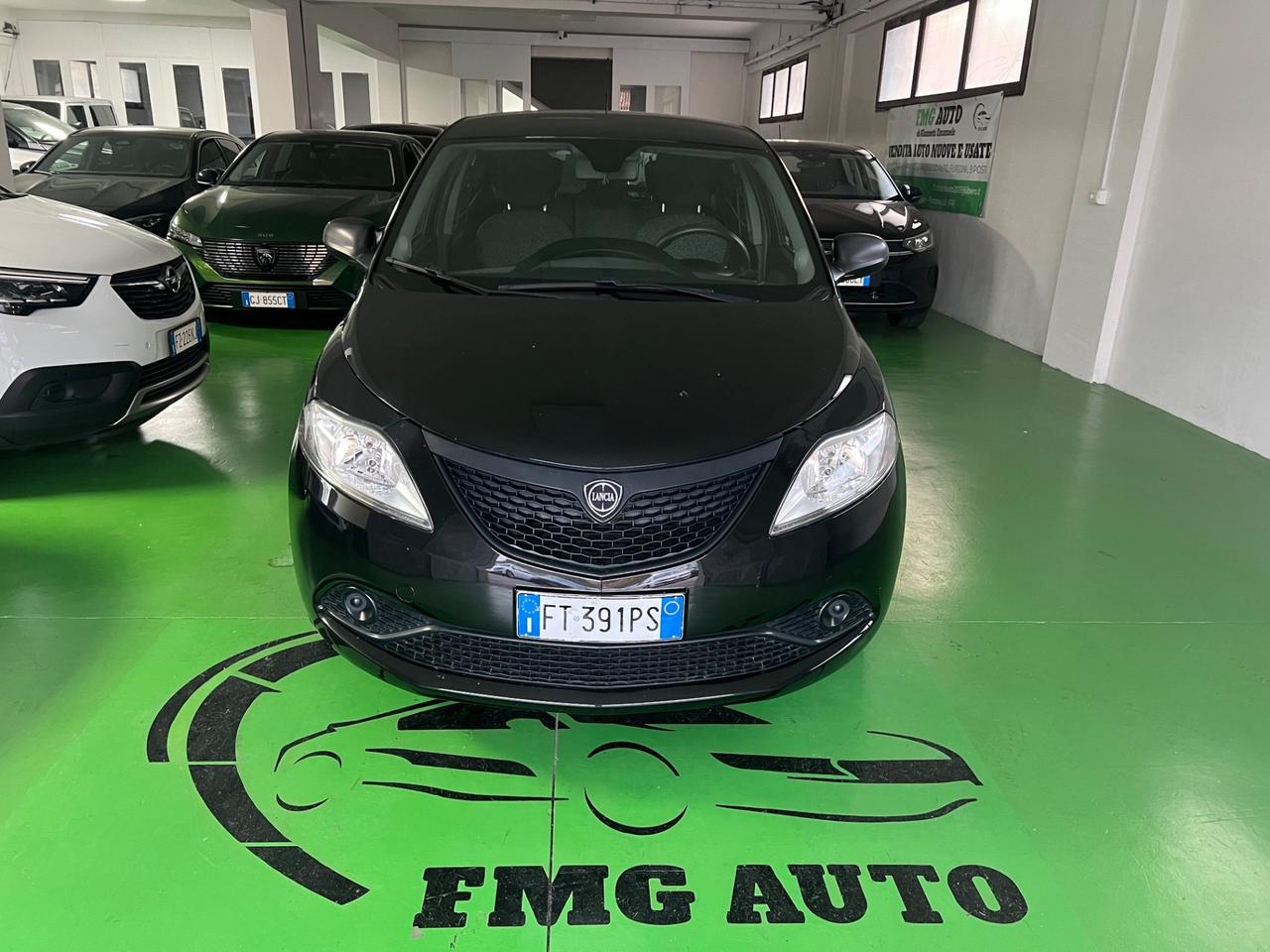 Lancia Ypsilon 1.2 69 CV 5 porte Elefantino Blu