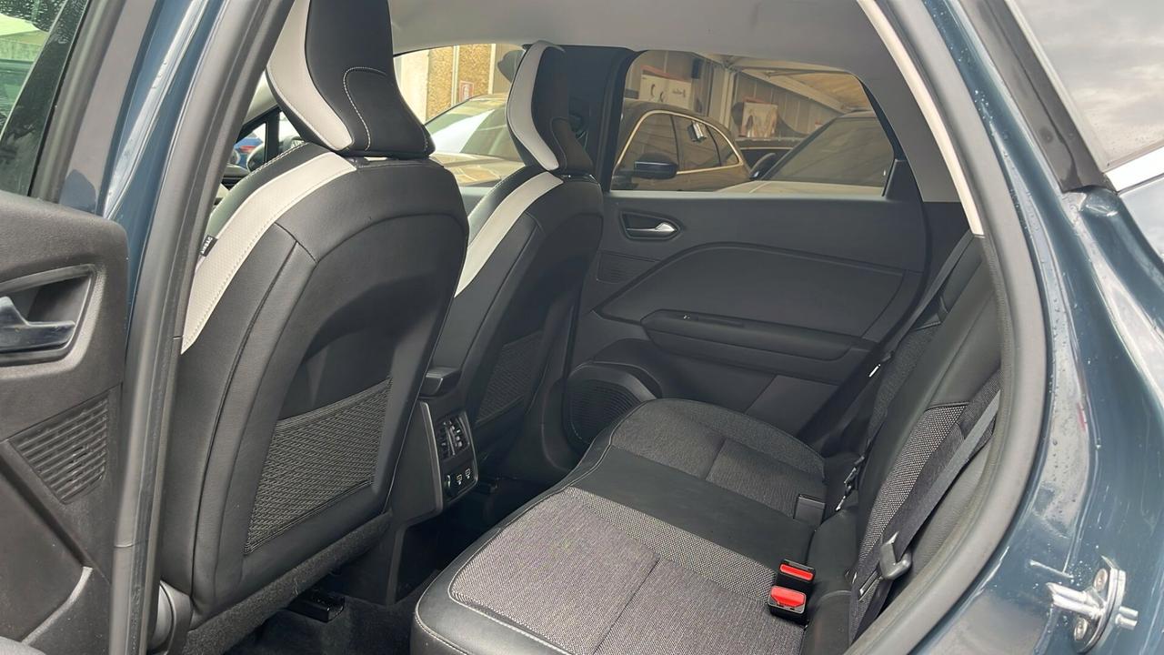 Renault Captur Full Hybrid E-Tech 145 CV Intens