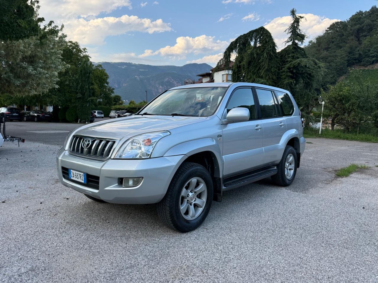 Toyota Land Cruiser 3.0 D-4D 16V cat 5 porte aut. Wagon