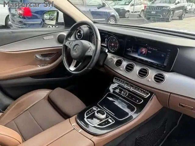 MERCEDES-BENZ E 220 d 194cv SW Sport auto Cruise Adattivo - FP040RE