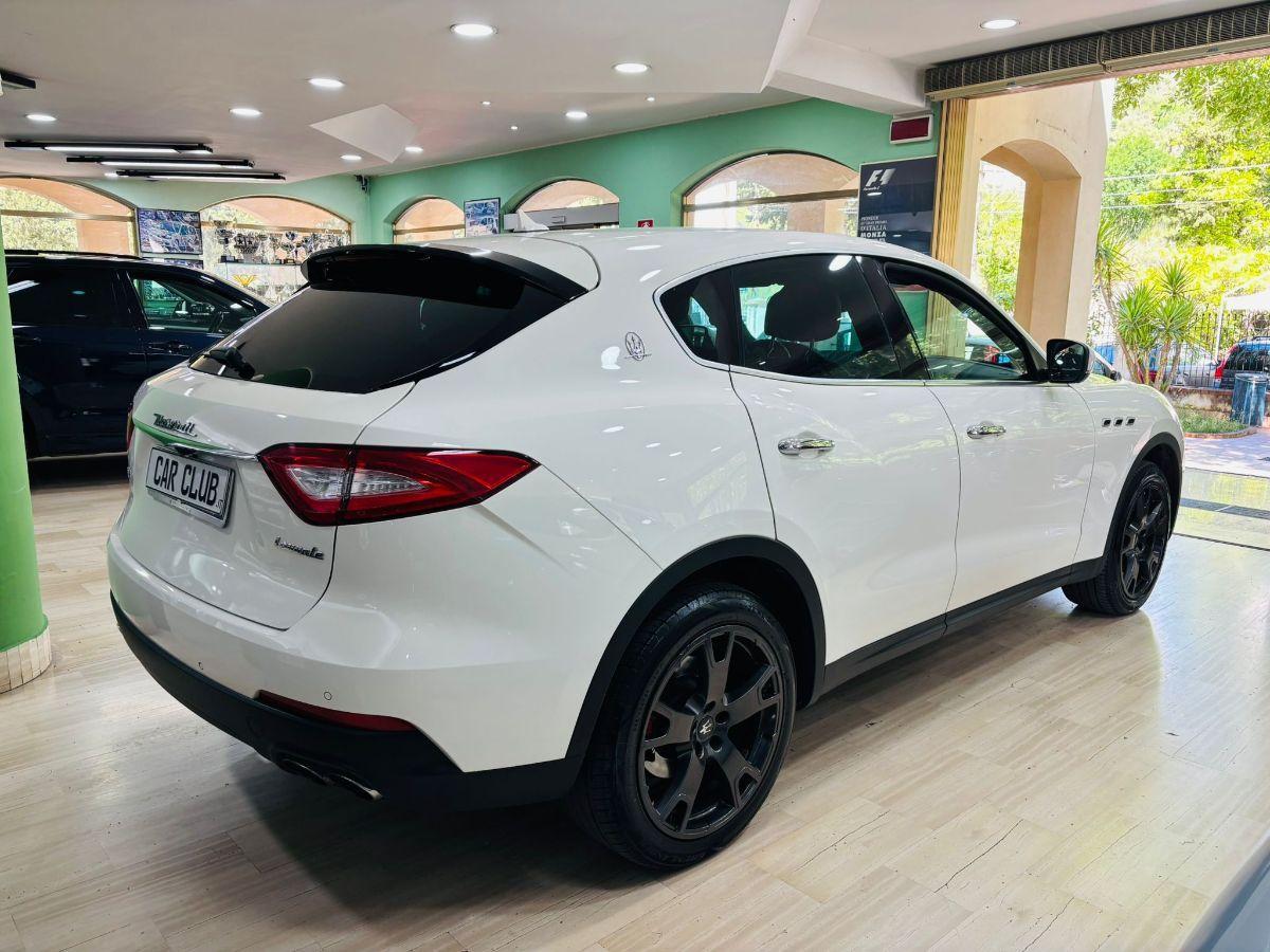 Maserati Levante 3.0 V6 Diesel 250 CV Q4 - AWD Gransport