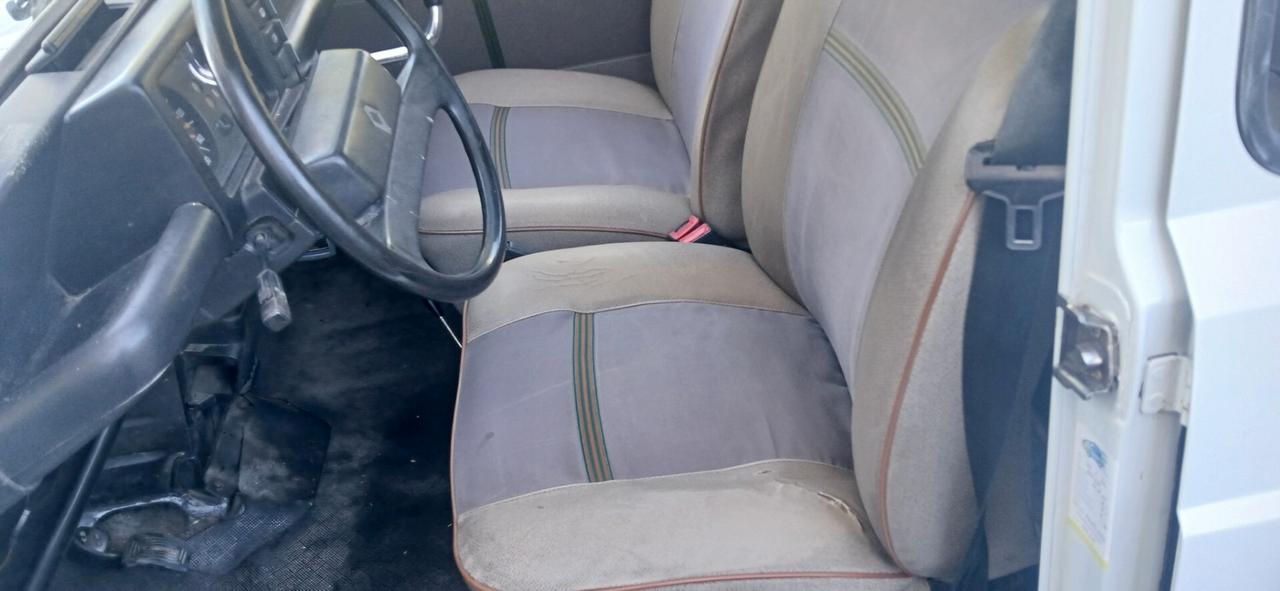 Renault R 4 950 TL