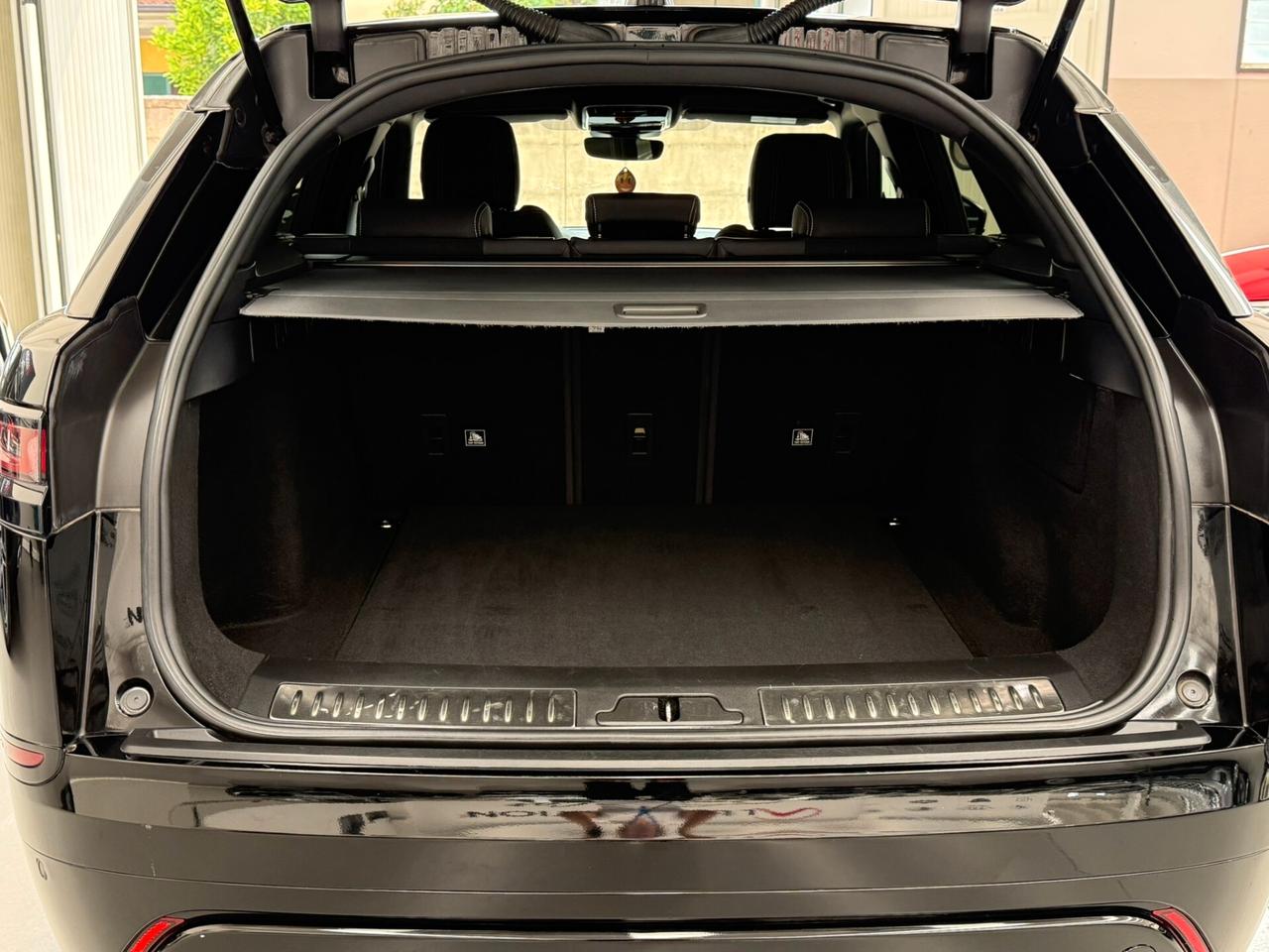 Land Rover Range Rover Velar 2.0D I4 240 CV R-Dynamic S