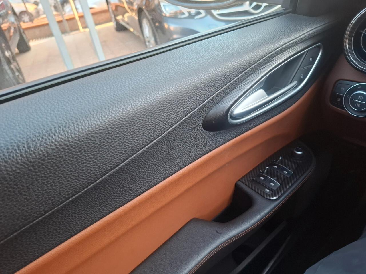 Alfa Romeo Giulia - 2.2 Super NAP