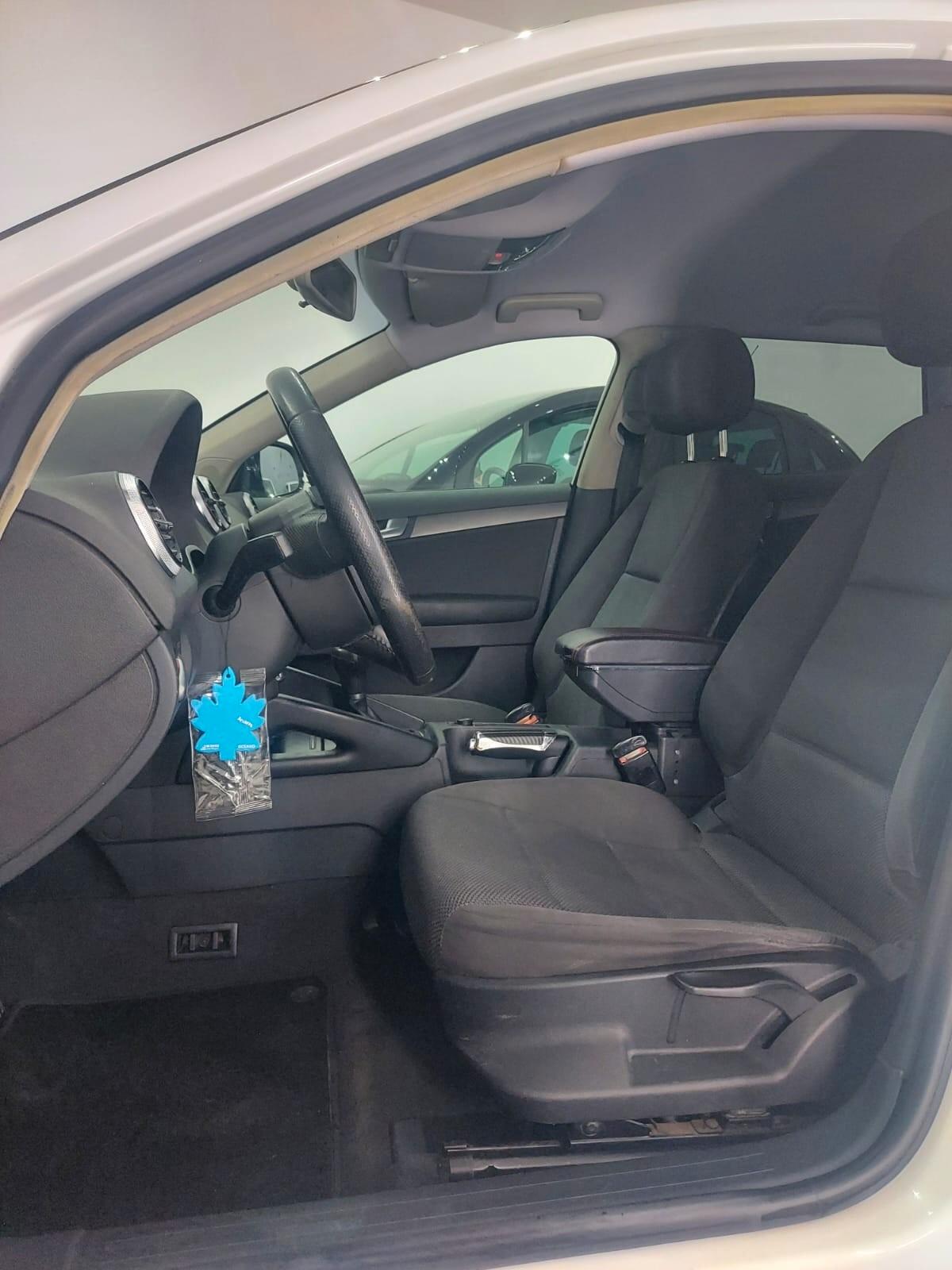 Audi A3 2.0 TDI 140CV AMBITION 2011