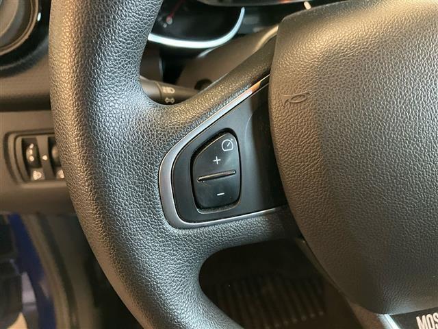 RENAULT Clio 0.9 tce Moschino Life 90cv