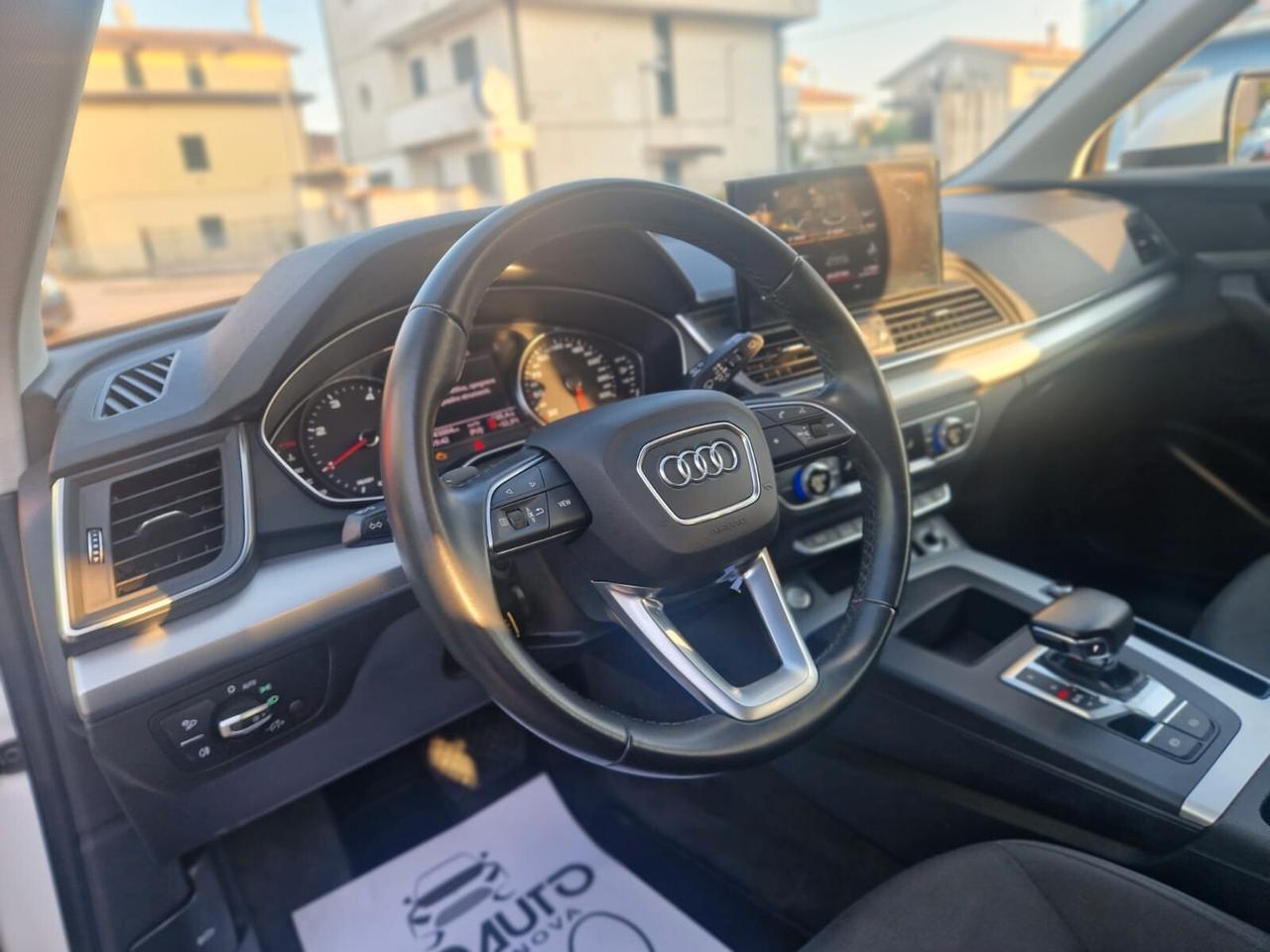 Audi Q5 35 TDI S tronic Business