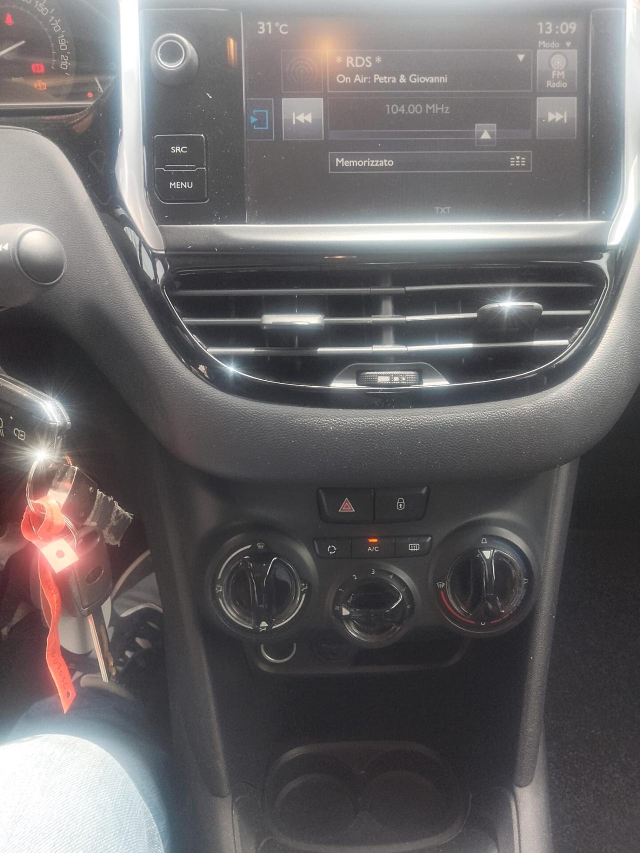 Peugeot 208 PureTech 82 5p. GPL Active
