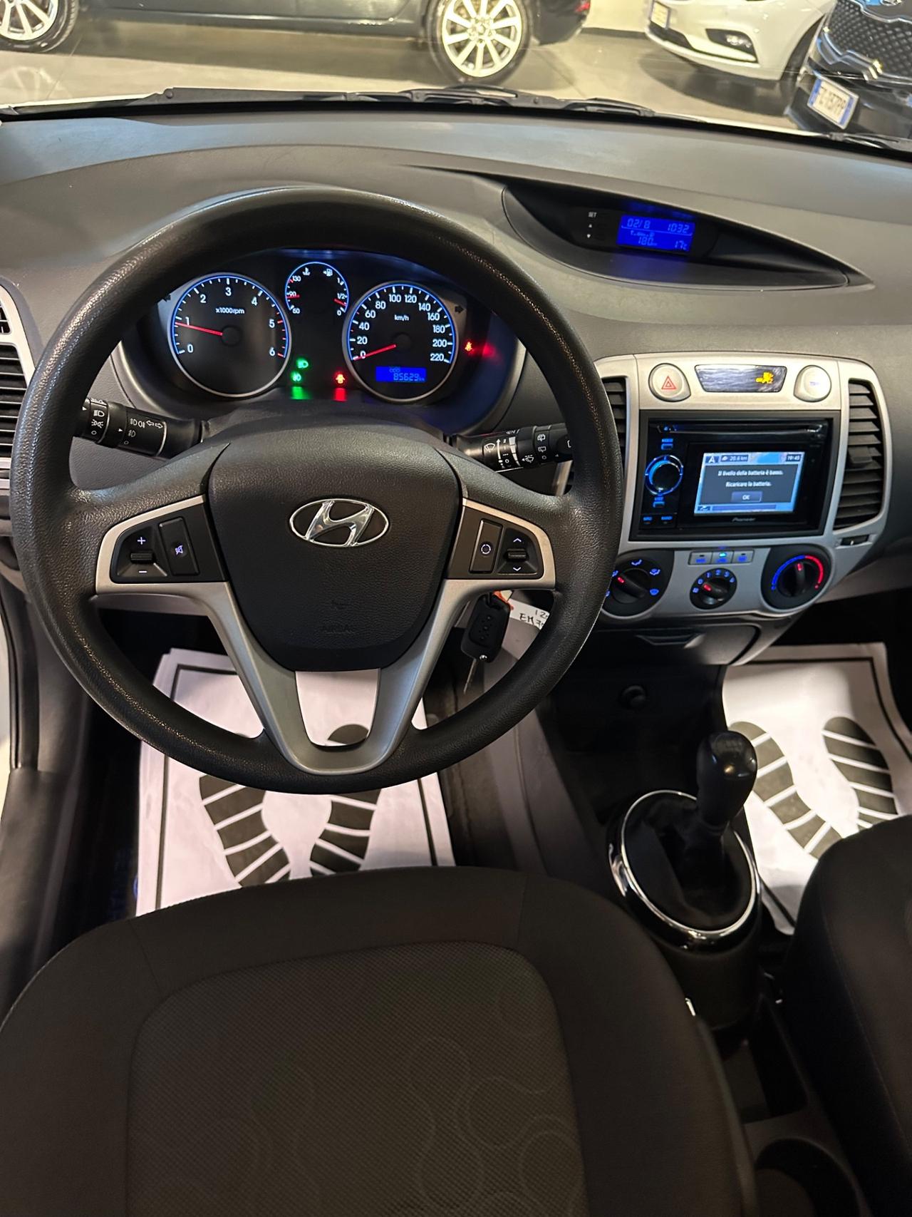 Hyundai i20 1.4 CRDi 5p. Sound Edition