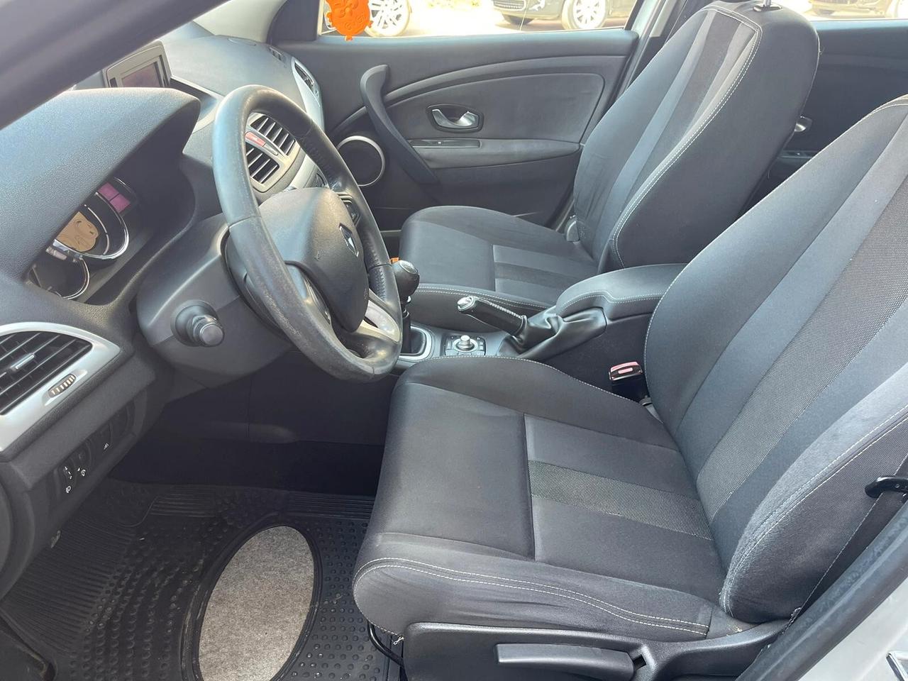 Renault Mégane 1.9 dCi 130CV SporTour Luxe