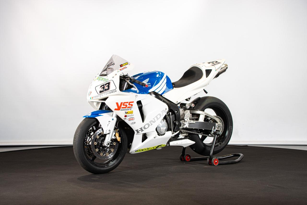 2004 HONDA CBR 600 RR RDS01559