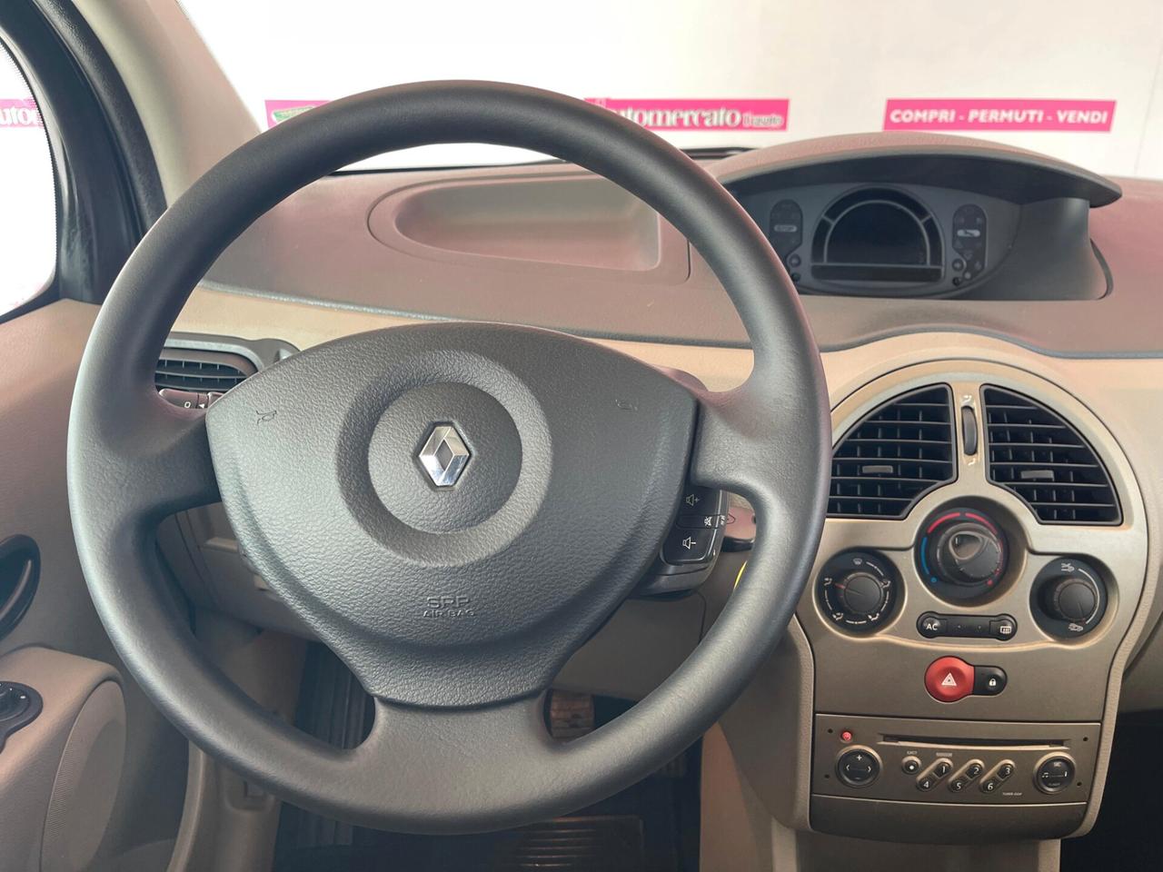 RENAULT Modus 1ª serie Modus 1.5 dCi 70CV Luxe...