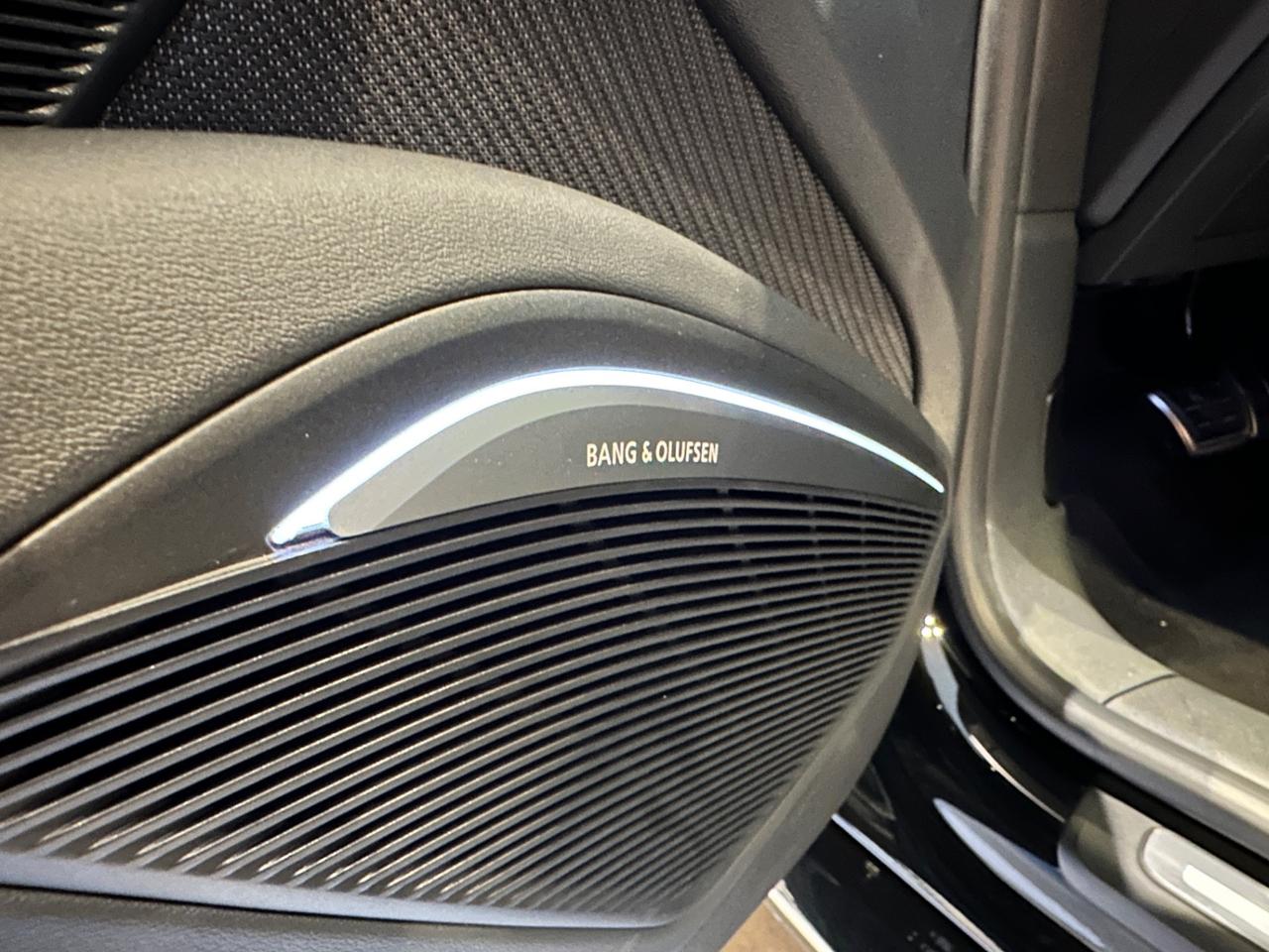 Audi TT TTS Coupé TFSI quattro S tronic