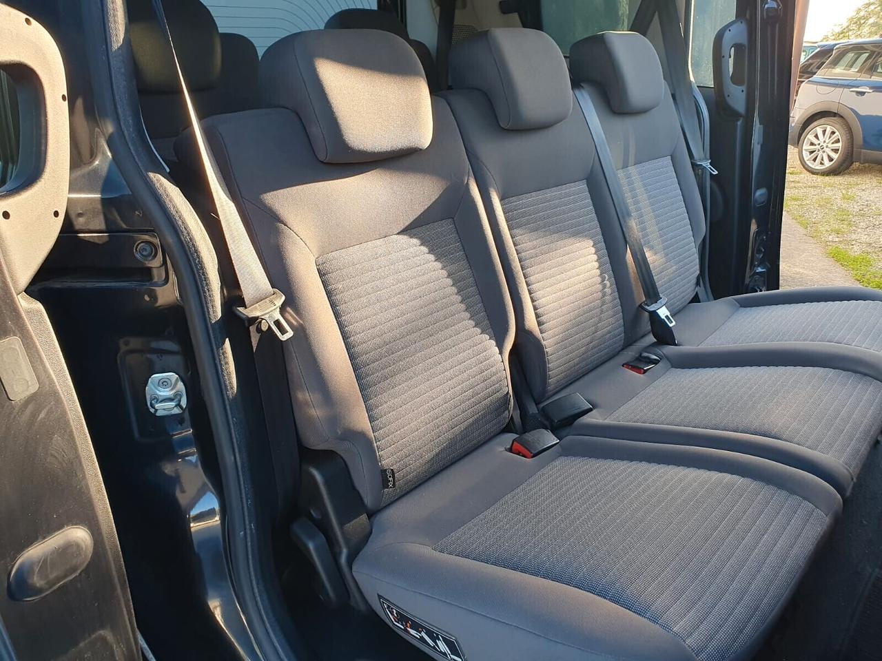 Fiat Doblò 7 p. 1.4 T-Jet 16V Natural Power Lounge