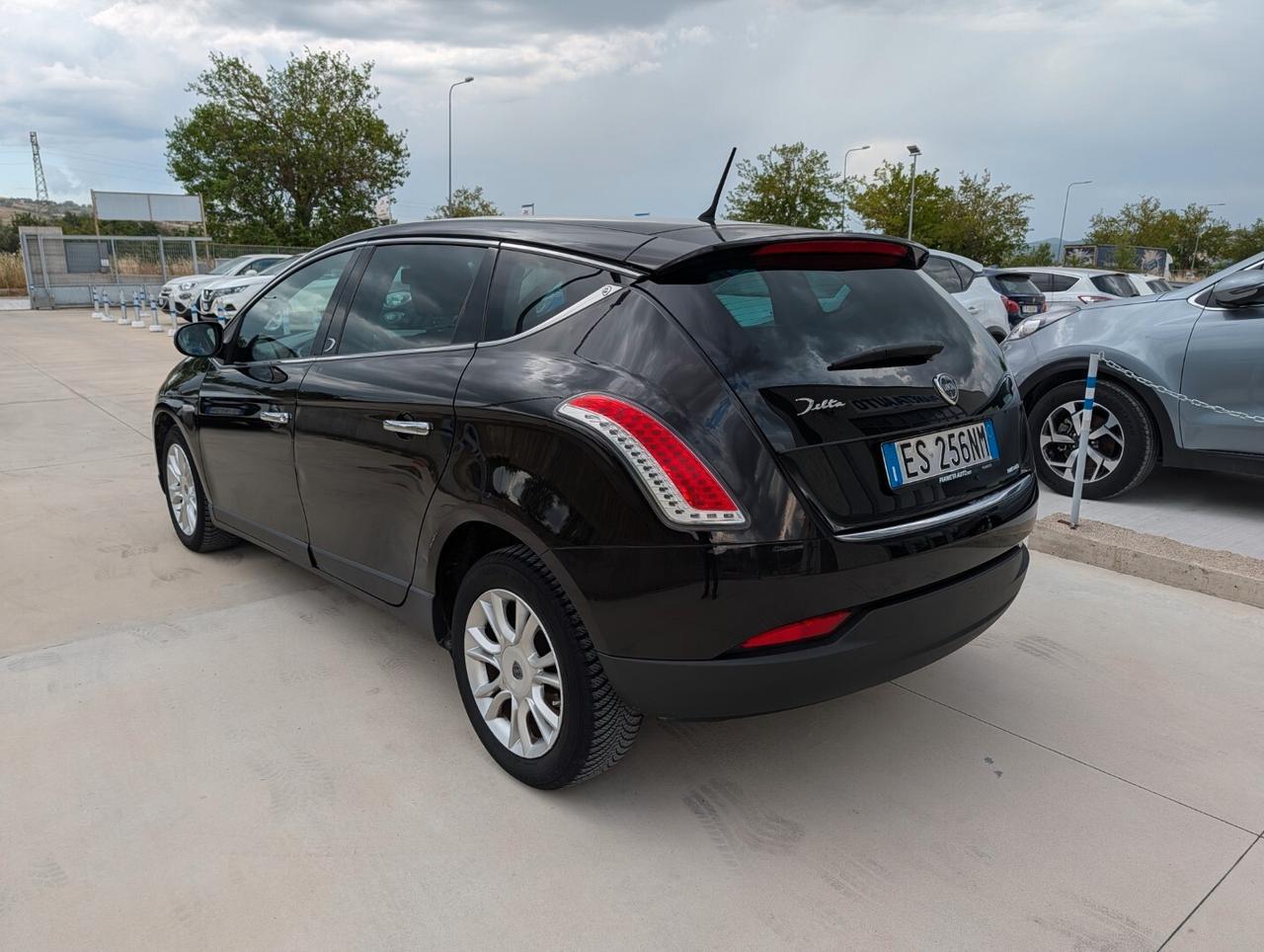Lancia Delta 1.6 MJT DPF Gold