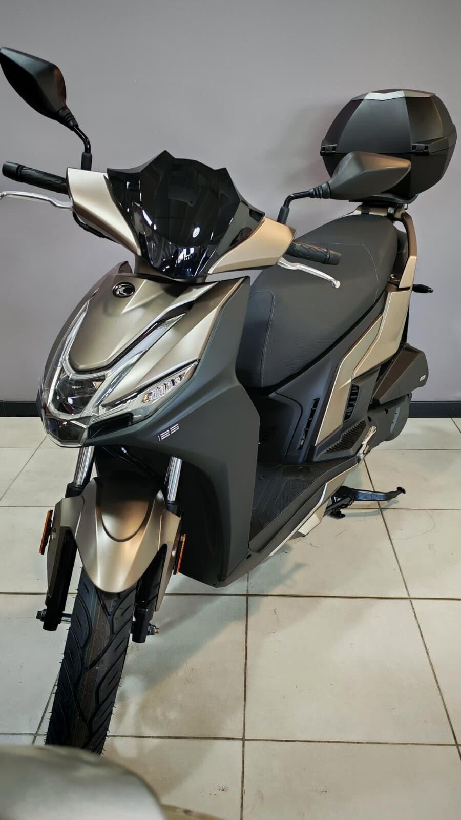 Kymco Agility 125i S