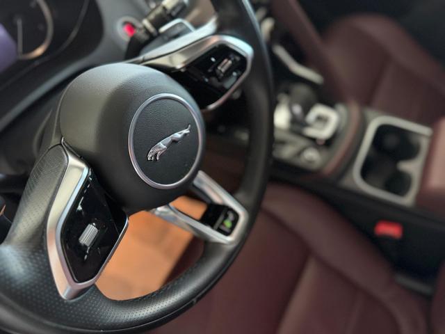 JAGUAR E-Pace 2.0D I4 163 CV AWD Auto R-DYNAMIC BLACK *UNIPROP*