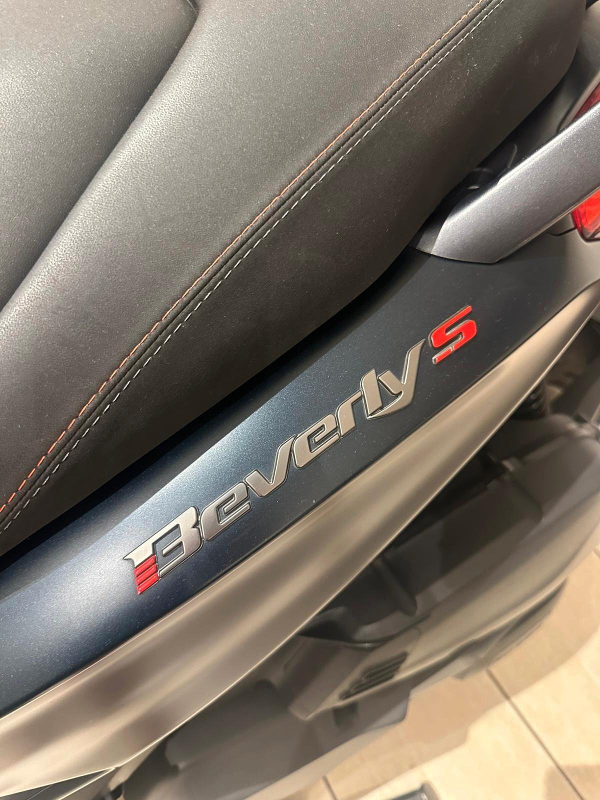 Piaggio Beverly 400 S