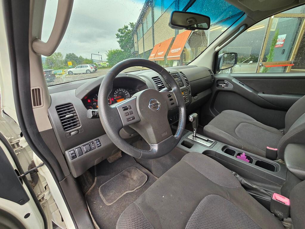 Nissan Navara 2.5 dCi 171 CV "LE"