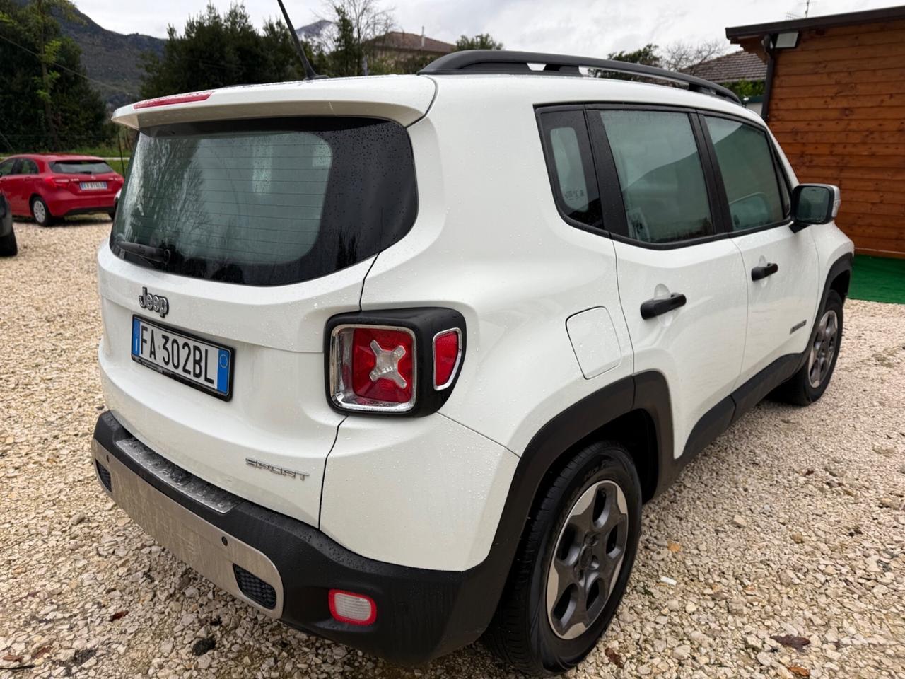 Jeep Renegade 1.6 E-TorQ GPL Sport 1941 edizione s