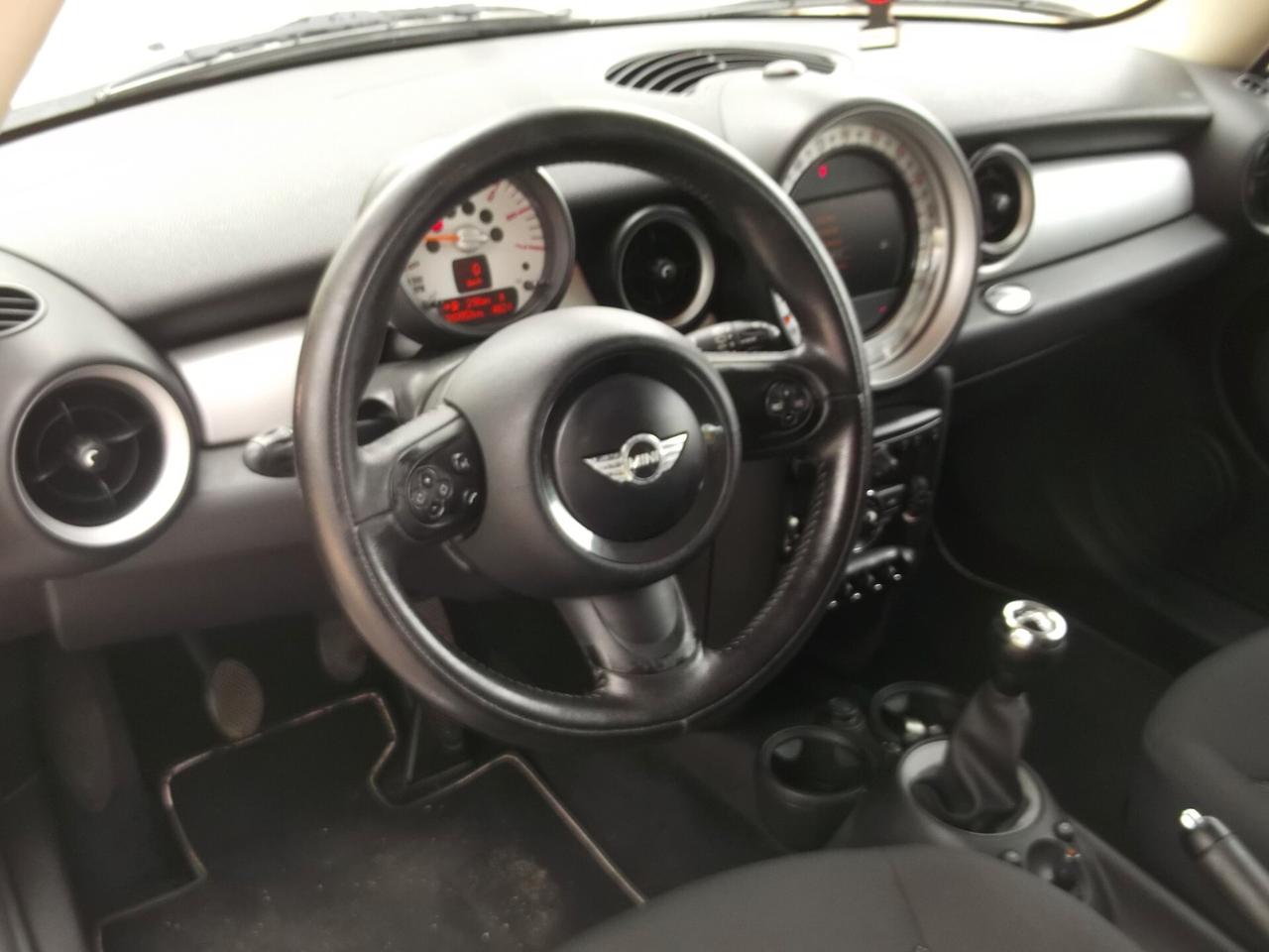Mini Cooper D 1.6 Tdi Neopatentati 2010
