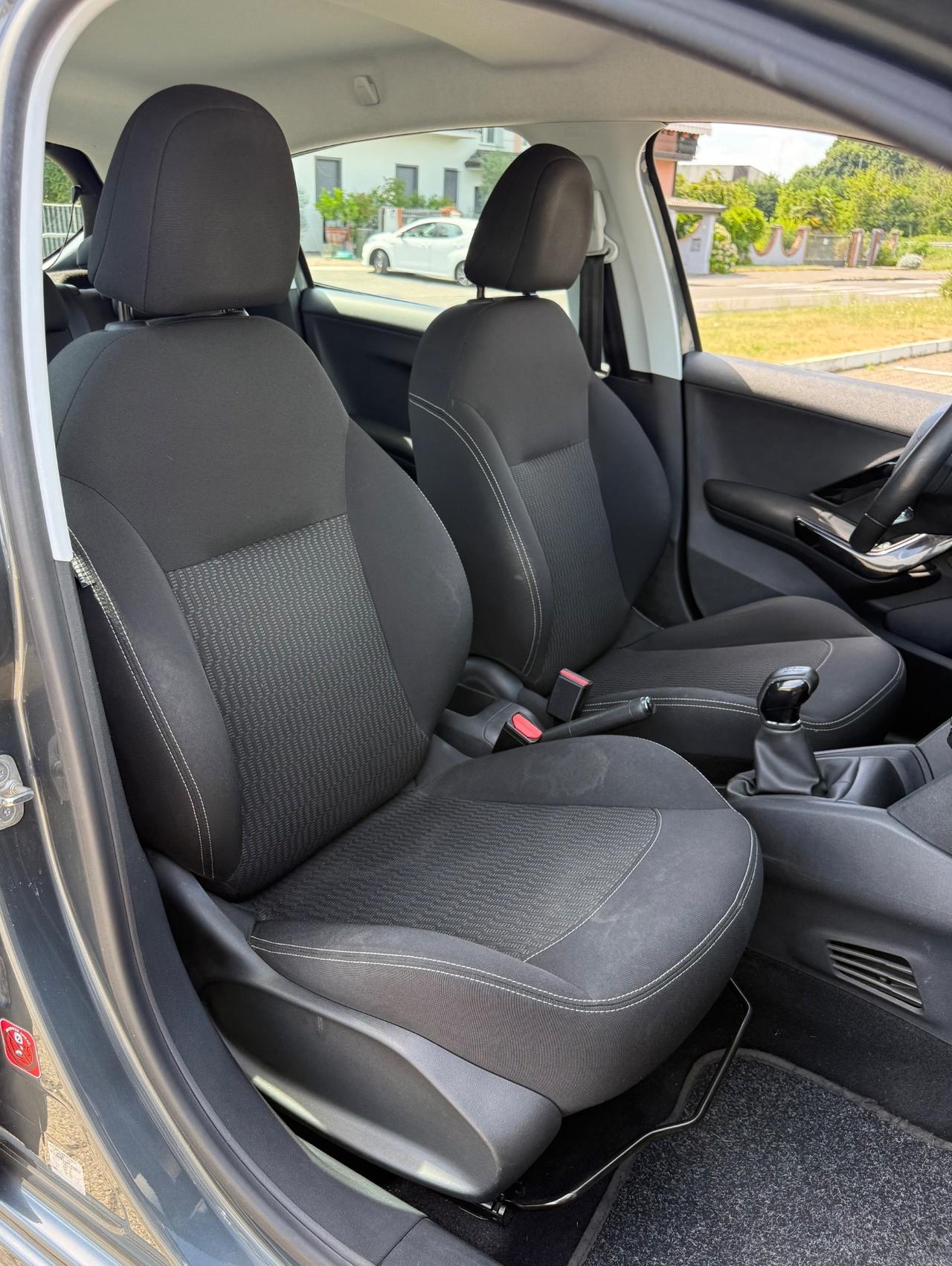 Peugeot 208 PureTech 82 5Porte*Cerchi*Led*Apps Connect