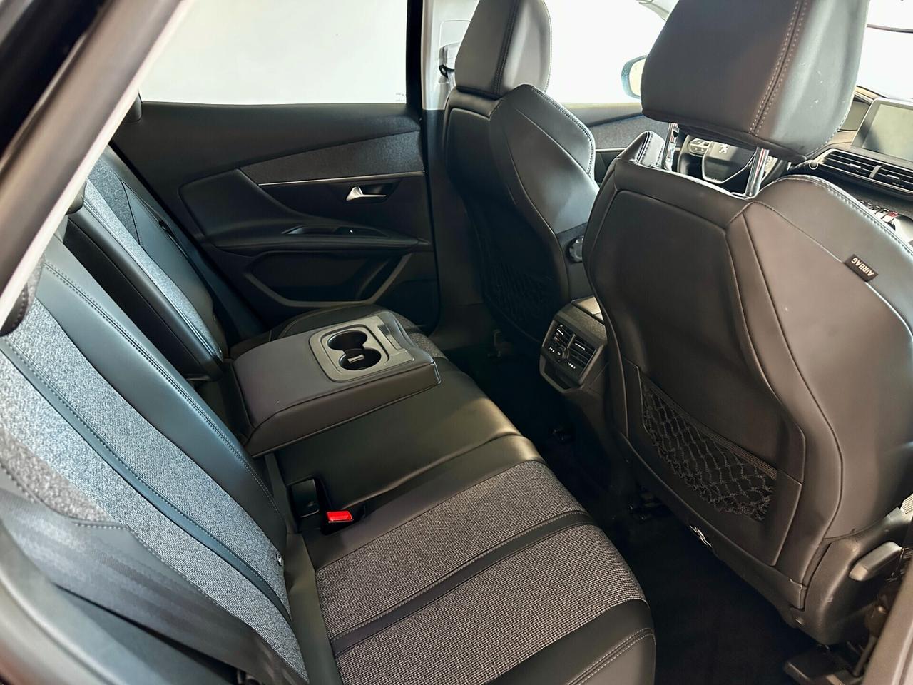 Peugeot 3008 BlueHDi 131 S&S Allure "unicopropietario" 2019