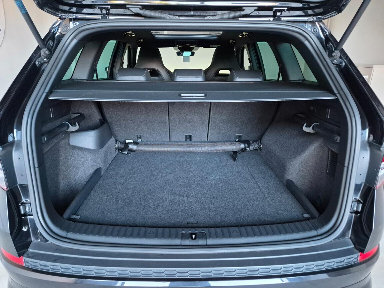 Skoda Kodiaq 2.0 TDI SPORTLINE DSG 4X4 TETTO APRIBILE MATRIX