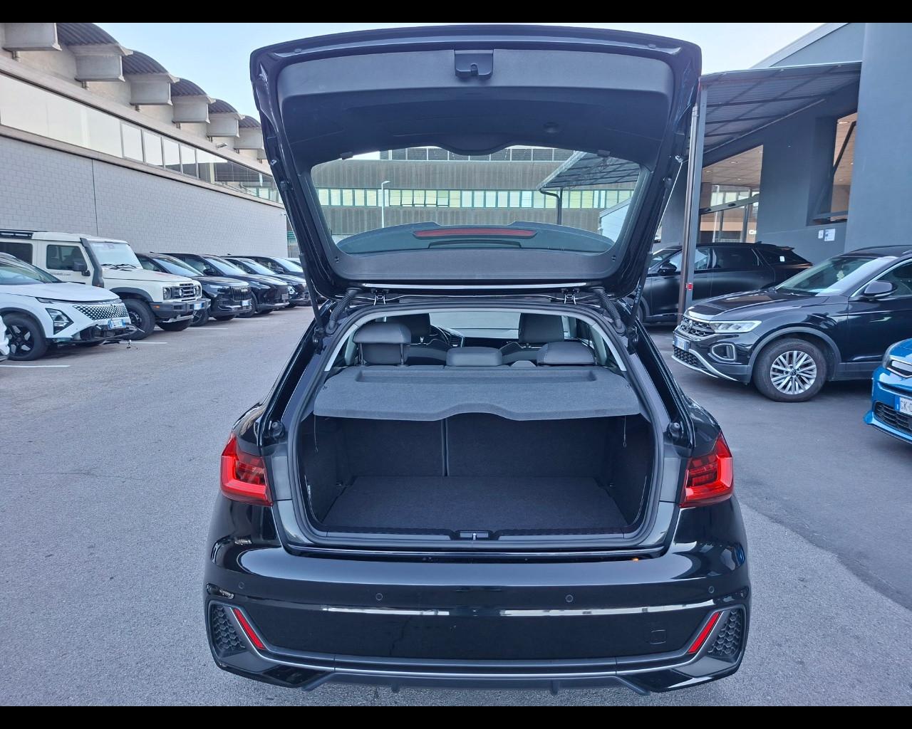 AUDI A1 2ª serie - A1 SPB 30 TFSI S tronic S line edition