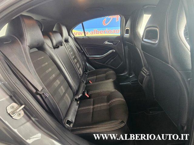 MERCEDES-BENZ A 180 d Automatic Premium