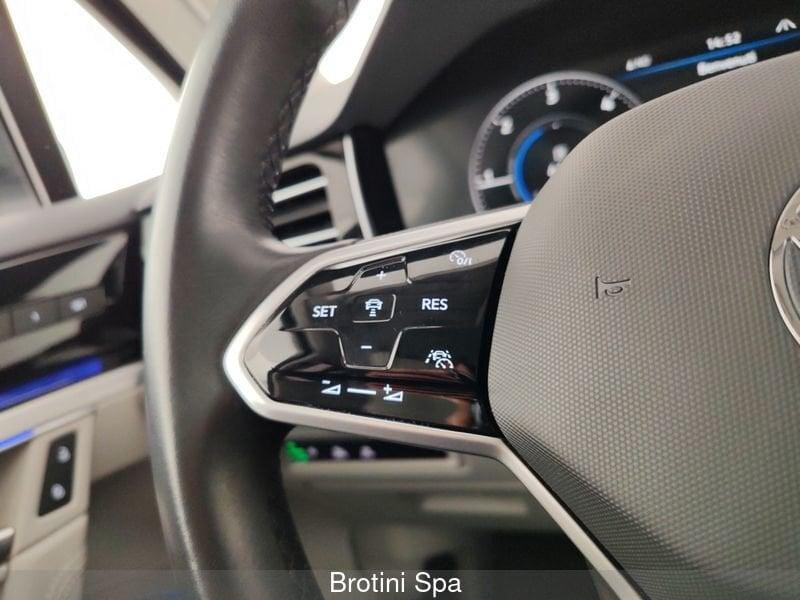 Volkswagen Touareg 3.0 V6 TDI SCR 170kW R-LINE