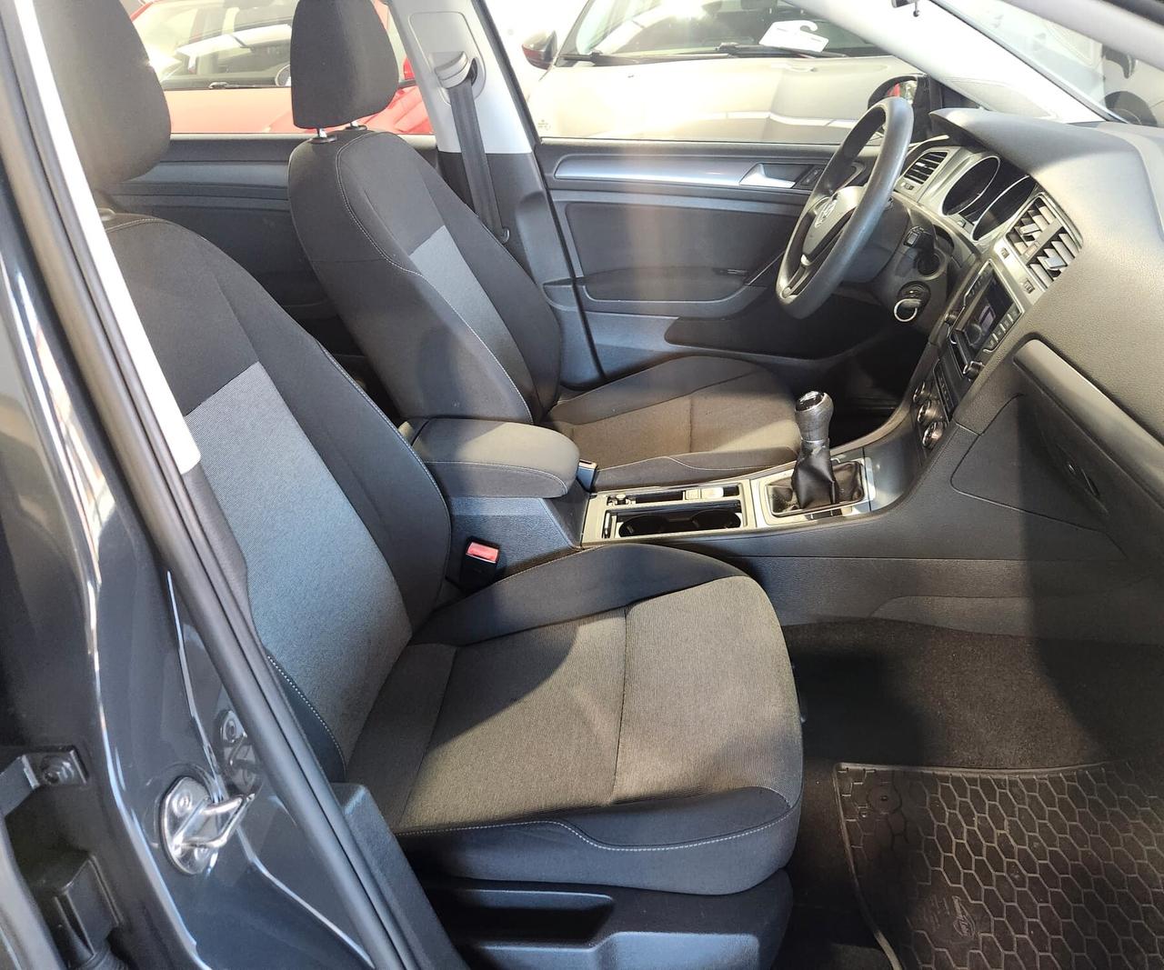 Volkswagen Golf 1.6 TDI