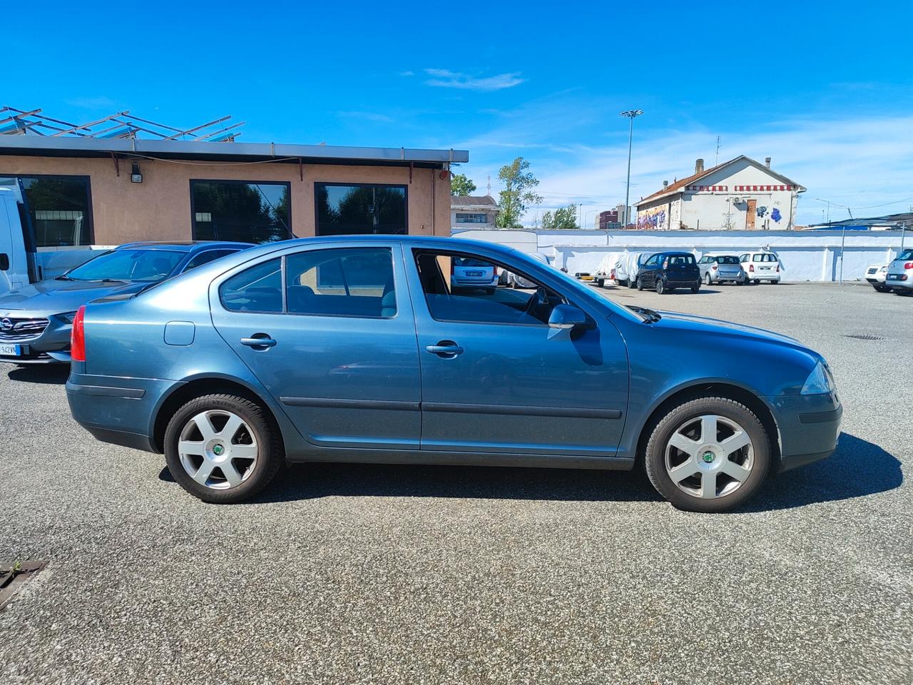 Skoda Octavia 1.6 16V FSI Ambiente