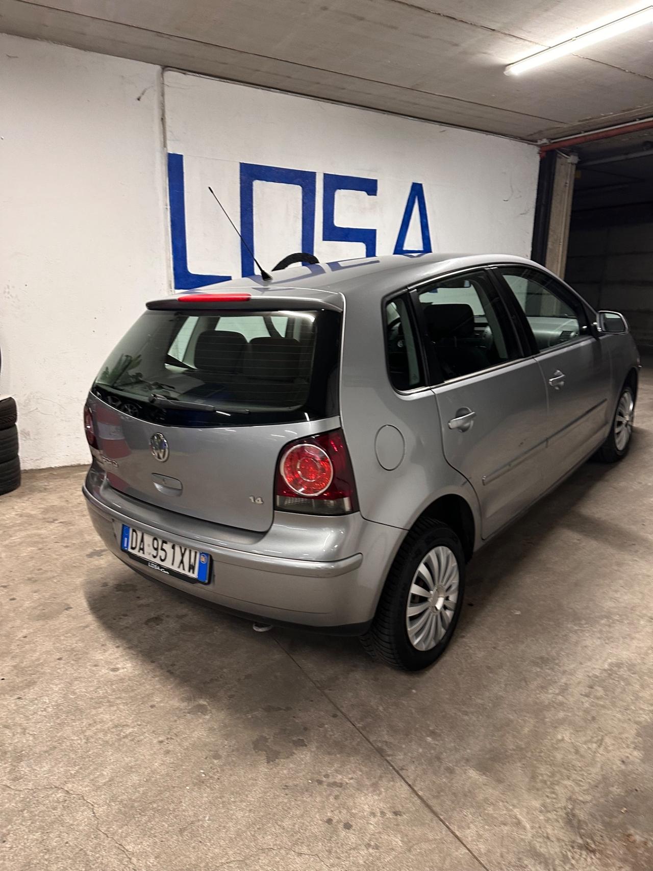 Volkswagen Polo 1.2/64CV 12V 5p. Comfortline 2006