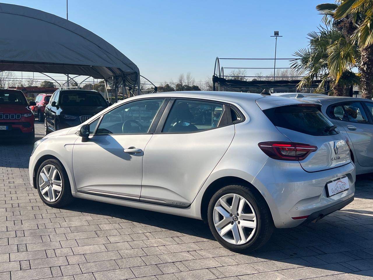 Renault Clio TCe 90 CV 5 porte Business FINANZIABILE