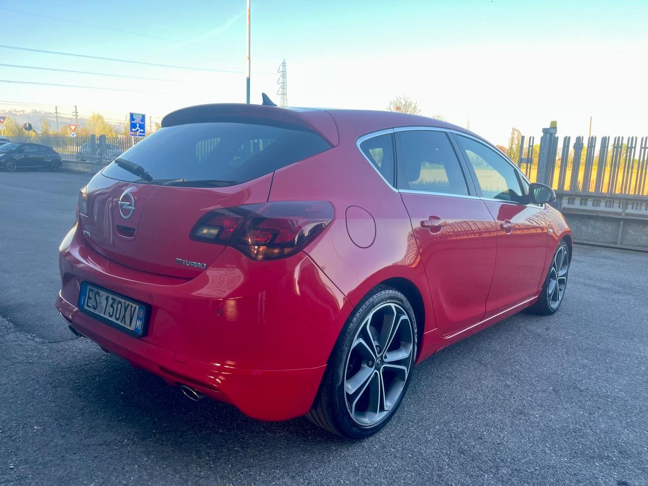 Opel Astra 2.0 BiTurbo CDTI 195CV S&S 5 porte
