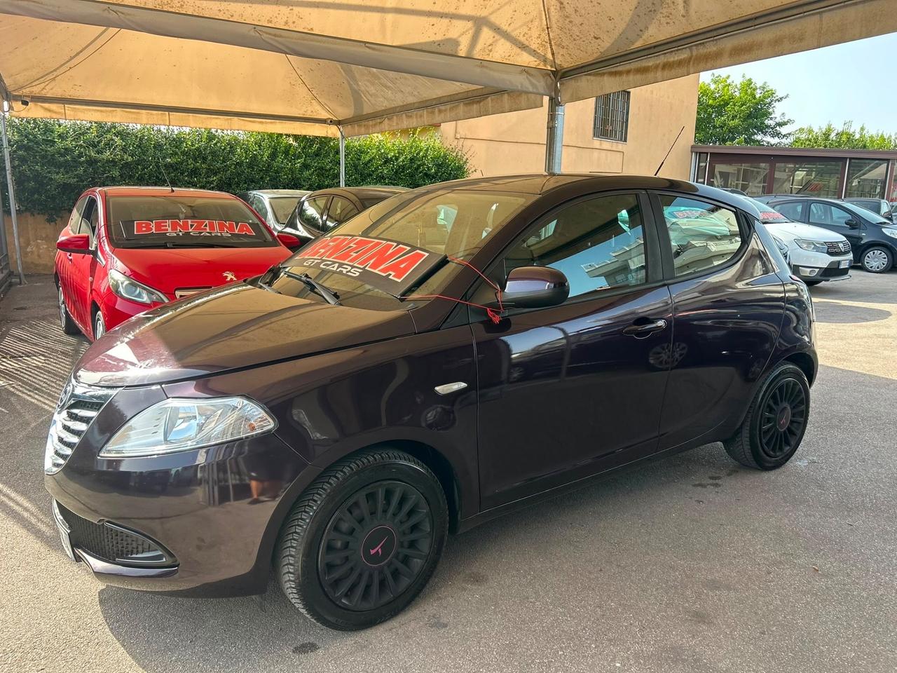 Lancia Ypsilon 1.2 69 CV 5 porte Platinum