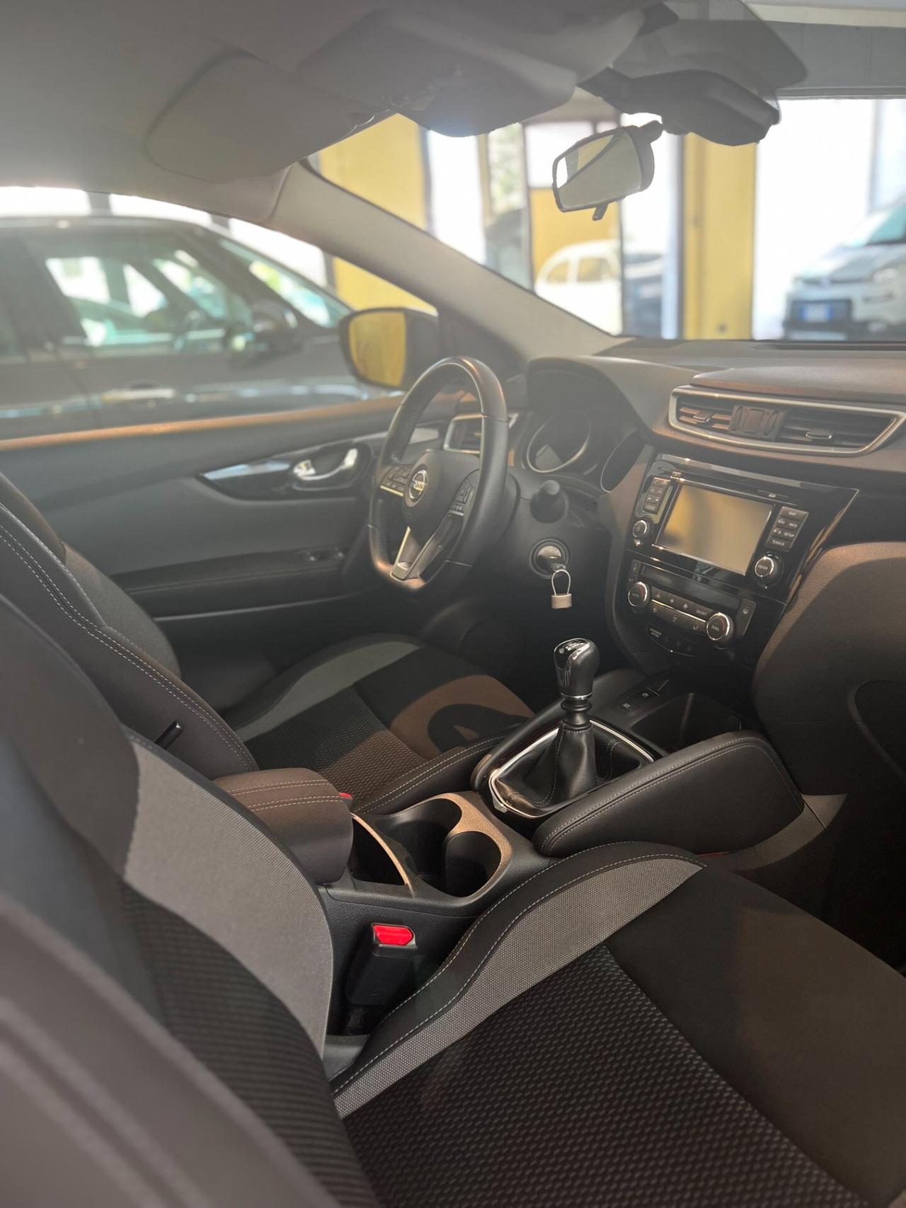 Nissan Qashqai 1.5 dCi Business