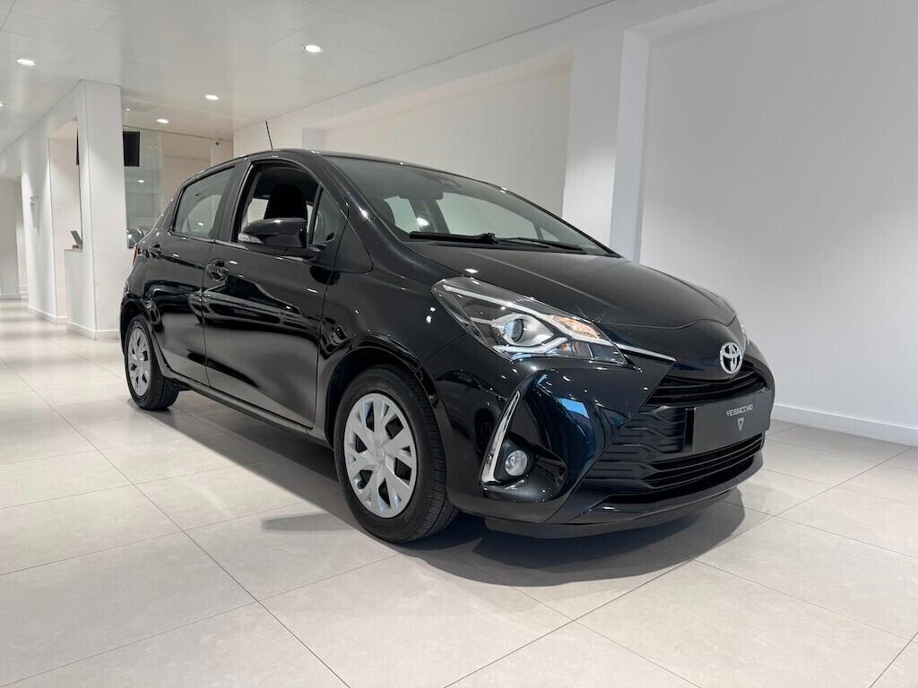 Toyota Yaris 1.0 5 porte Active