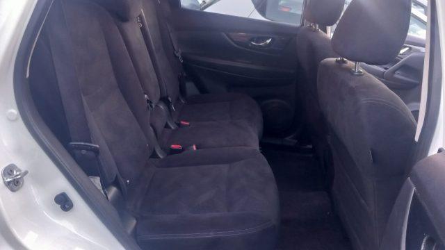 NISSAN X-Trail 1.6 dCi 2WD Tekna 7p.ti xtronic