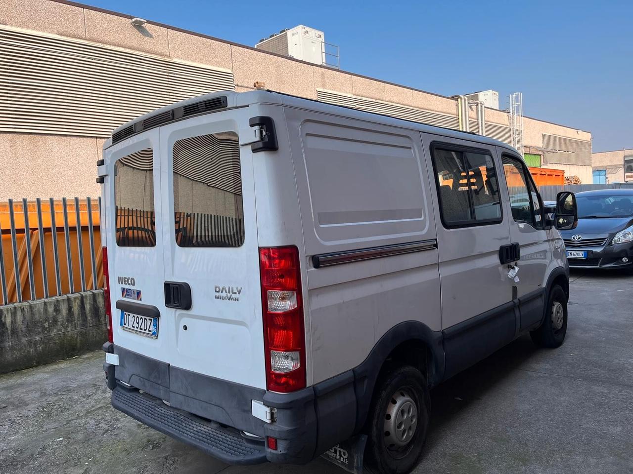 Iveco Daily 35S10 2.3 Hpi PC Cabinato