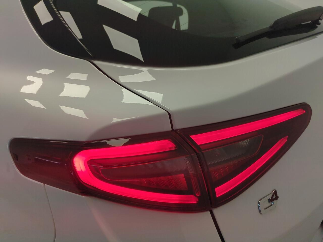 Alfa Romeo Stelvio 2.2 Turbodiesel 210 CV AT8 Q4 Business