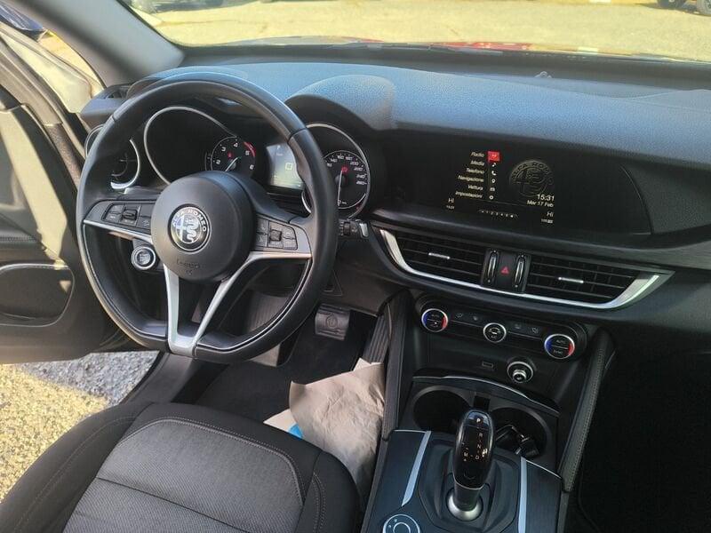 Alfa Romeo Stelvio 2.2 Td 180CV AT8 Q4 Business (no PRIVATI)