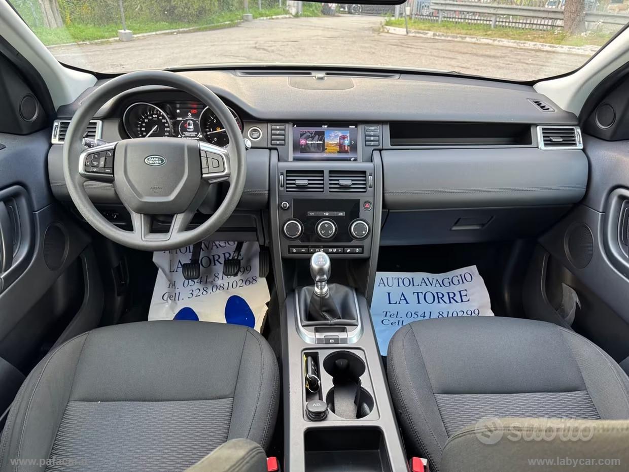 LAND ROVER Discovery Sport 2.0D I4-L.Flw R-Dyn. HSE